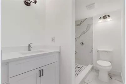 2366 E. Mall Dr #Apt. 101, Fort Myers, FL 33901 - Photo 20