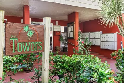 2366 E. Mall Dr #Apt. 101, Fort Myers, FL 33901 - Photo 2