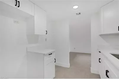 2366 E. Mall Dr #Apt. 101, Fort Myers, FL 33901 - Photo 6