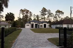 526 16th St SE, Naples, FL 34117 - Photo 4