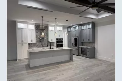 526 16th St SE, Naples, FL 34117 - Photo 8