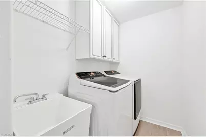 8924 Ventura Way, Naples, FL 34109 - Photo 32