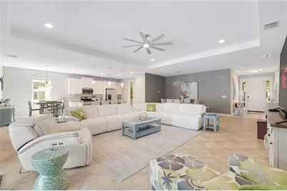 3161 Royal Gardens Ave, Fort Myers, FL 33916 - Photo 4