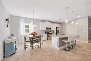 3161 Royal Gardens Ave, Fort Myers, FL 33916 - Photo 8