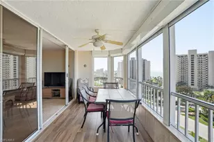 11118 Gulf Shore Dr, Naples, FL 34108 - Photo 32