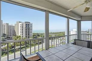 11118 Gulf Shore Dr, Naples, FL 34108 - Photo 28