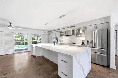 27242 High Seas Ln, Bonita Springs, FL 34135 - Photo 10