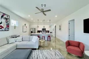2479 Shadowlawn Dr, Naples, FL 34112 - Photo 16