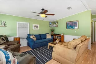 121 Grassy Key Ln, Naples, FL 34114 - Photo 10