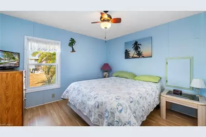 121 Grassy Key Ln, Naples, FL 34114 - Photo 16