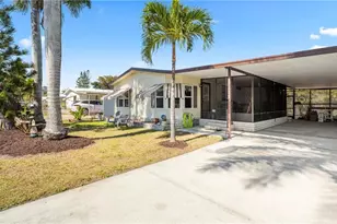 121 Grassy Key Ln, Naples, FL 34114 - Photo 1