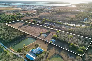 15501 S Mallard Ln, Fort Myers, FL 33913 - Photo 12