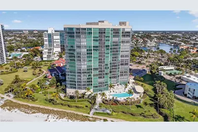 4651 Gulf Shore Blvd N #607, Naples, FL 34103 - Photo 10