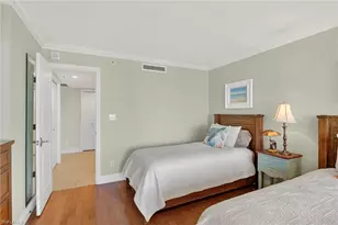 4651 Gulf Shore Blvd N, Naples, FL 34103 - Photo 20