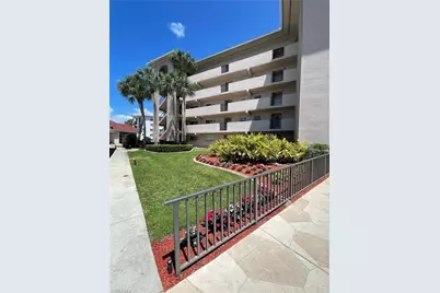 57 High Point Cir W #104, Naples, FL 34103 - Photo 18