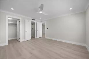 21 High Point Cir E, Naples, FL 34103 - Photo 10