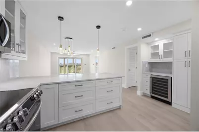 21 High Point Cir E #409, Naples, FL 34103 - Photo 1