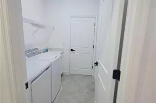 9230 Aqua Overlook Ct, Lehigh Acres, FL 33936 - Photo 18