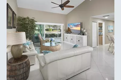 570 Windsor Sq #101, Naples, FL 34104 - Photo 4