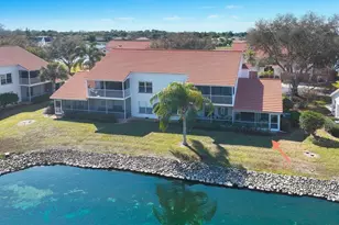 570 Windsor Sq, Naples, FL 34104 - Photo 20