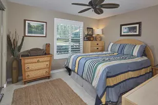 570 Windsor Sq, Naples, FL 34104 - Photo 14