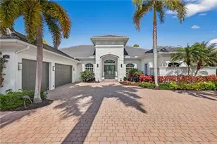 268 Cheshire Way, Naples, FL 34110 - Photo 2