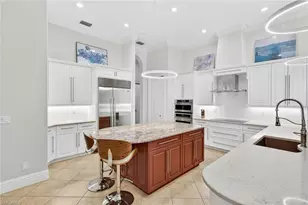 268 Cheshire Way, Naples, FL 34110 - Photo 10