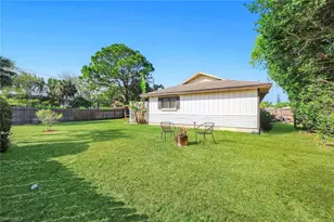 27983 Temple Terrace Dr, Bonita Springs, FL 34135 - Photo 24