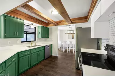 27983 Temple Terrace Dr, Bonita Springs, FL 34135 - Photo 10