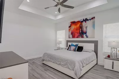 911 14th St SE, Naples, FL 34117 - Photo 12