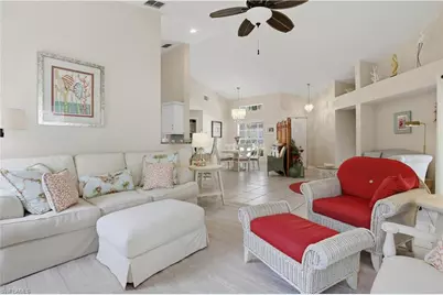 1087 Silverstrand Dr, Naples, FL 34110 - Photo 4