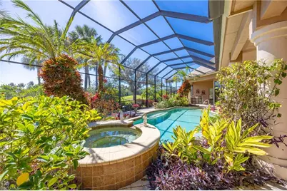 1687 Persimmon Dr, Naples, FL 34109 - Photo 4