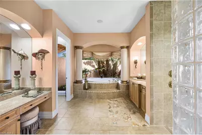 1687 Persimmon Dr, Naples, FL 34109 - Photo 18