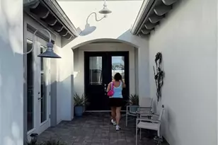 5046 Martinique Dr, Naples, FL 34113 - Photo 4