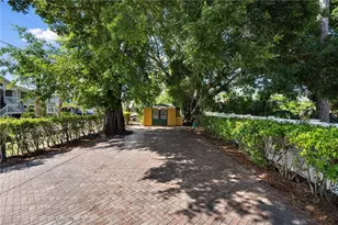 4011 Tarpon Ave, Bonita Springs, FL 34134 - Photo 32