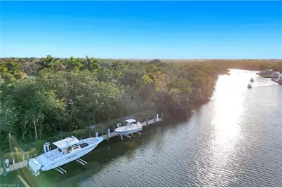 2472 Breakwater Way #11102, Naples, FL 34112 - Photo 32