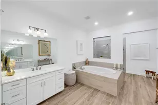 2472 Breakwater Wy, Naples, FL 34112 - Photo 18