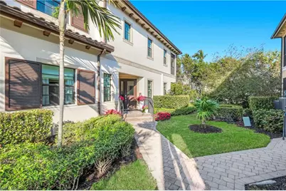 2472 Breakwater Way #11102, Naples, FL 34112 - Photo 2