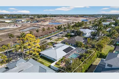 420 S Golf Dr, Naples, FL 34102 - Photo 4