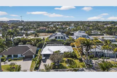 420 S Golf Dr, Naples, FL 34102 - Photo 2