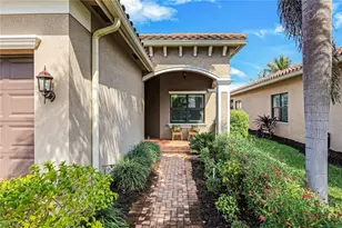 3224 Pacific Dr, Naples, FL 34119 - Photo 2