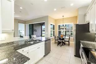 3224 Pacific Dr, Naples, FL 34119 - Photo 10