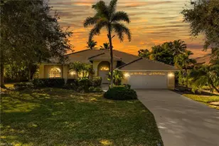 11283 Longshore Way E, Naples, FL 34119 - Photo 2