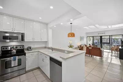 801 River Point Dr #206A, Naples, FL 34102 - Photo 8