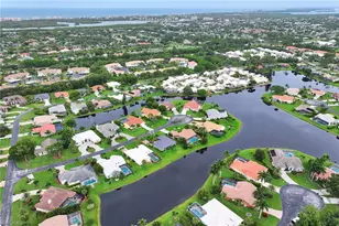 28900 Regis Ct, Bonita Springs, FL 34134 - Photo 32