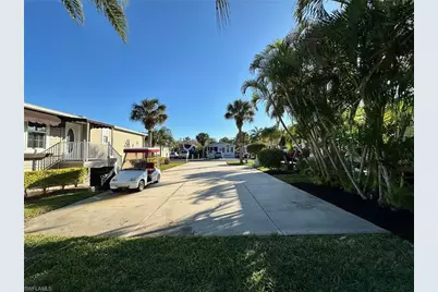 1623 Diamond Lake Cir, Naples, FL 34114 - Photo 10