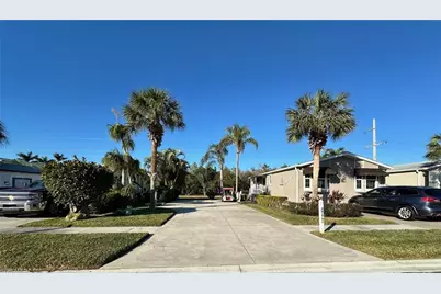 1623 Diamond Lake Cir, Naples, FL 34114 - Photo 2