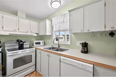 216 Oceans Blvd #216, Naples, FL 34104 - Photo 8