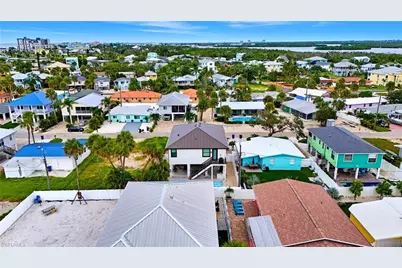 170 Washington Ave, Fort Myers Beach, FL 33931 - Photo 30