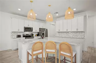 4274 Sonoma Oaks Circle, Naples, FL 34119 - Photo 10